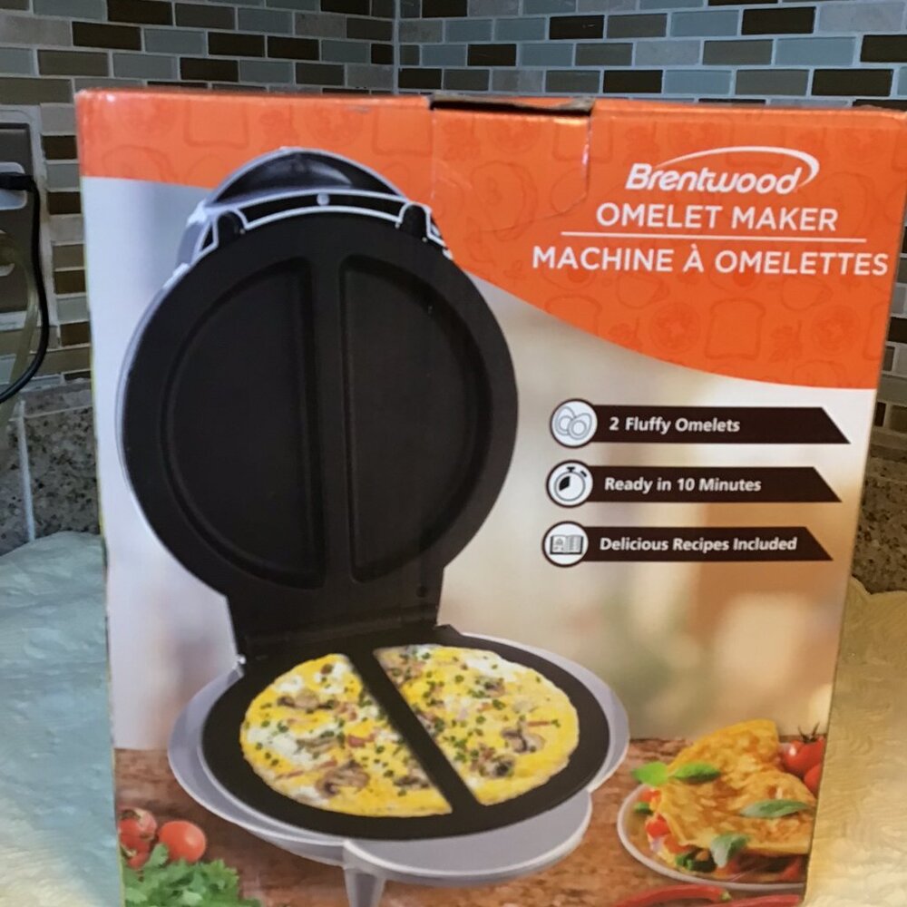 NIB Brentwood Omelet Maker in Silver